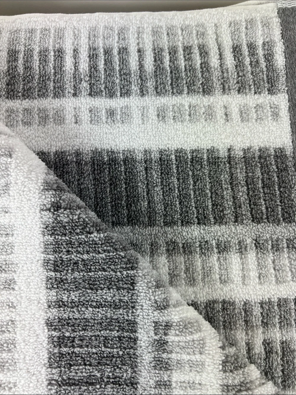 Eco-Mélange Bath Towels Gray White Striped Ribbed Soft Cotton Set of 2 NEW
